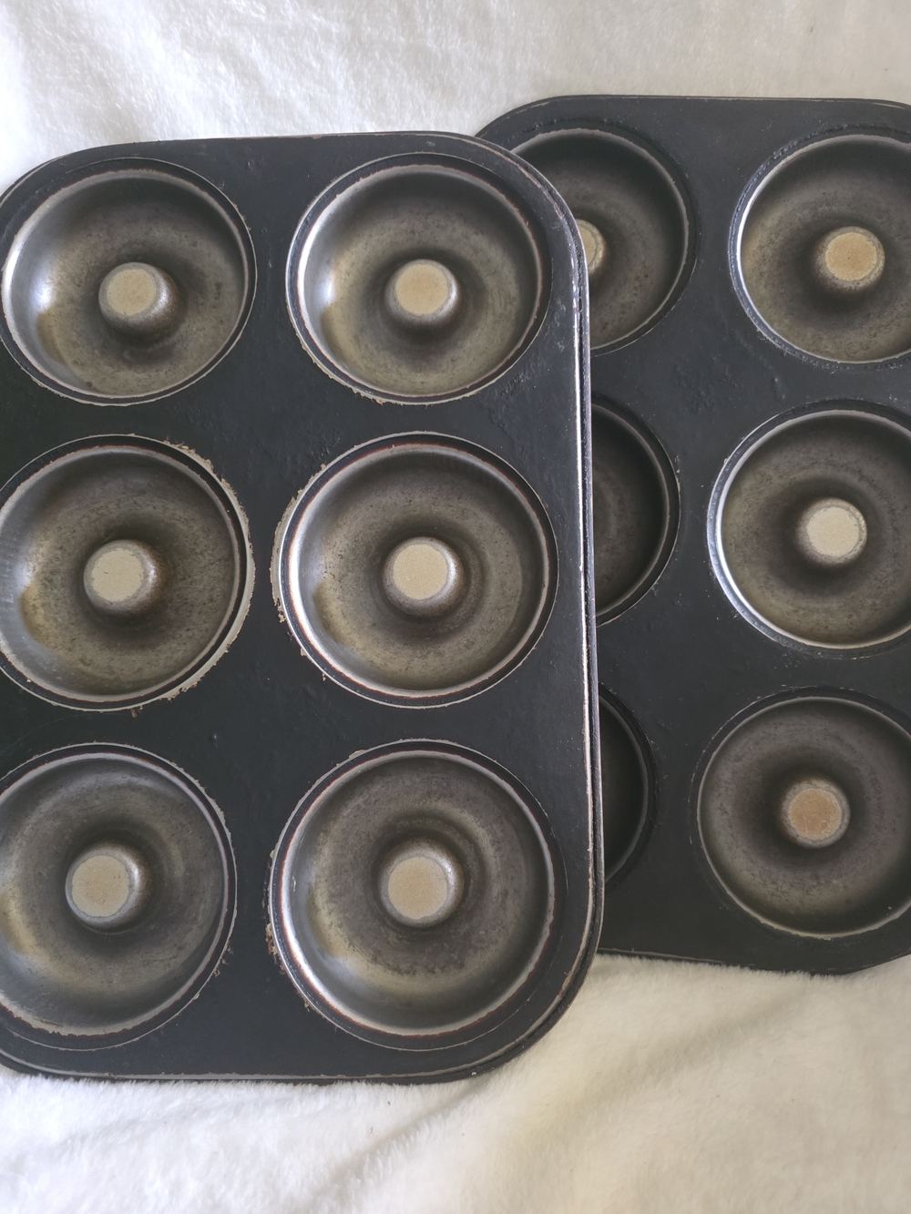 Bundle of 2 Non-Stick 6-Cavity Donut Baking Pans (Makes 12 Total) - Pre-Owned
